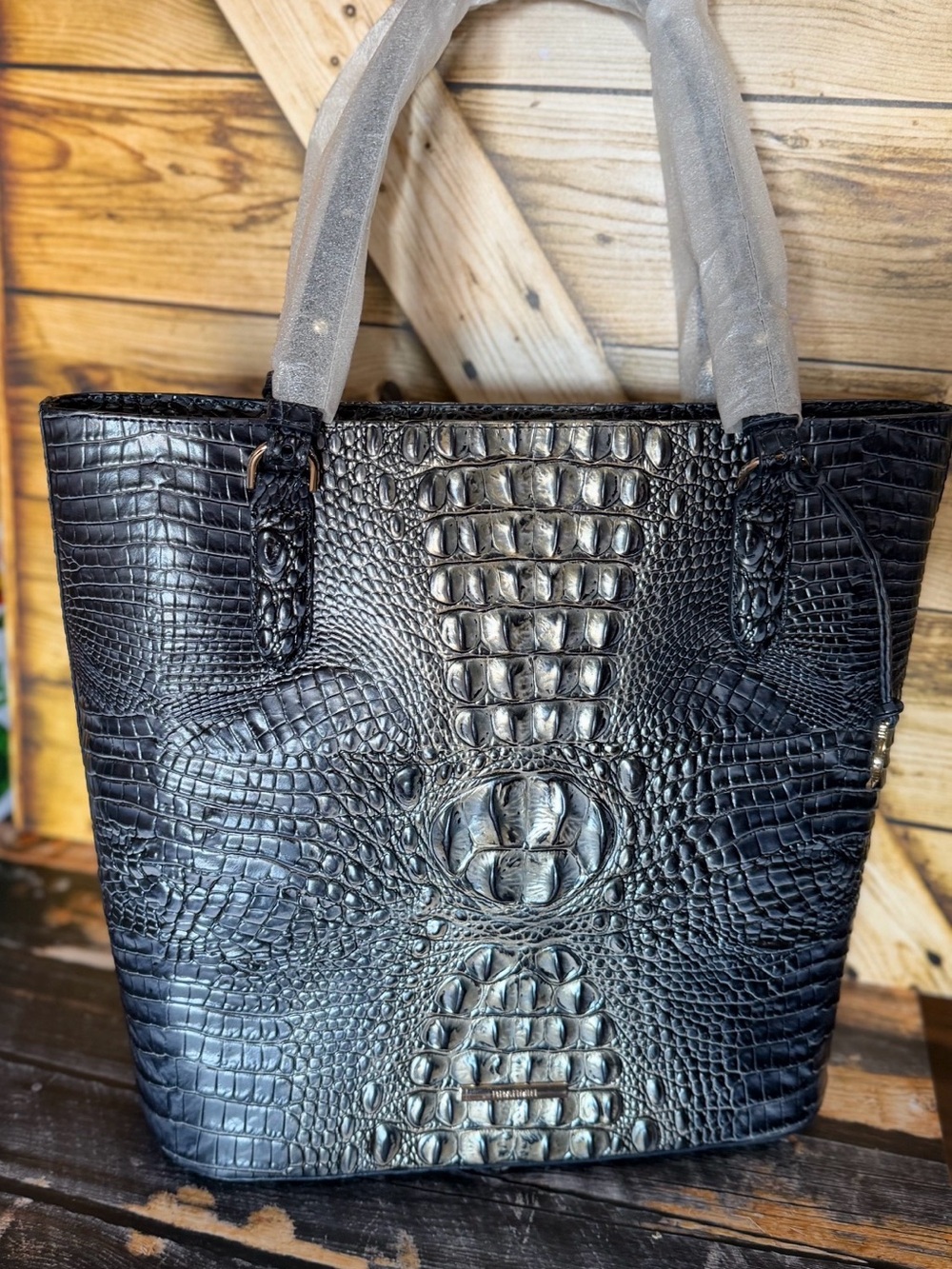 Brahmin Ezra Twilight Blue Ombre Melboume NWT BEAUTIFUL EYE PLACEMENT